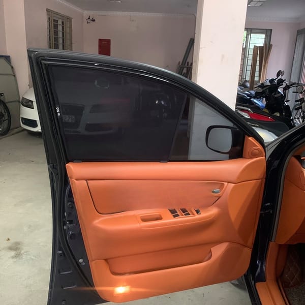 TOYOTA COROLLA 2002-2007 custom-fit car window sun shades — photo 6