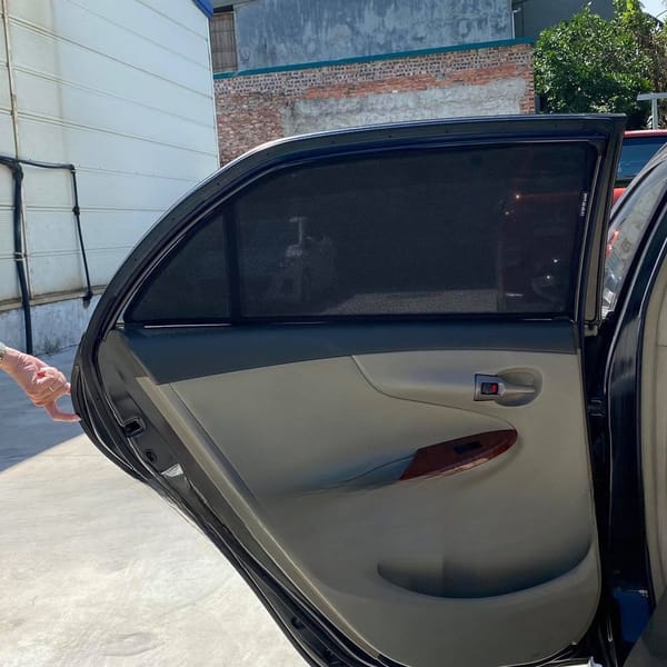 TOYOTA COROLLA 2008-2014 custom-fit car window sun shades — photo 1