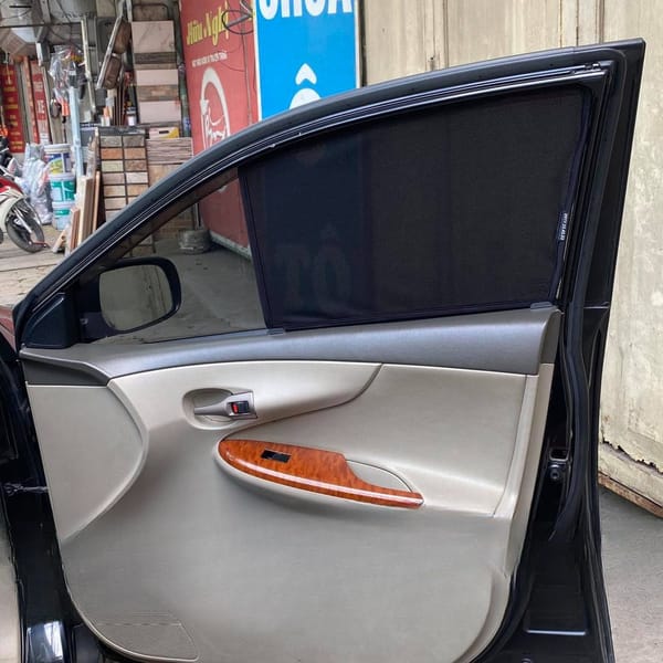 TOYOTA COROLLA 2008-2014 custom-fit car window sun shades — photo 6