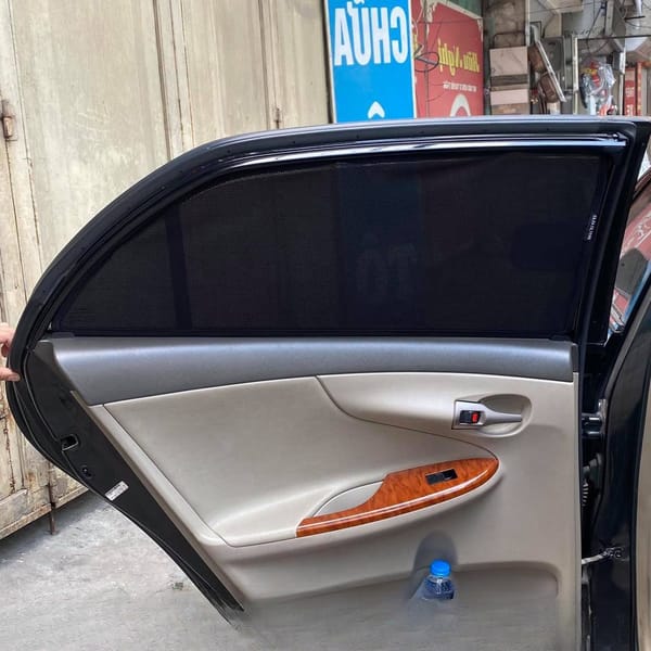 TOYOTA COROLLA 2008-2014 custom-fit car window sun shades — photo 7