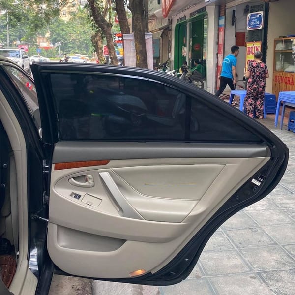 TOYOTA CAMRY 2007-2012 custom-fit car window sun shades — photo 7
