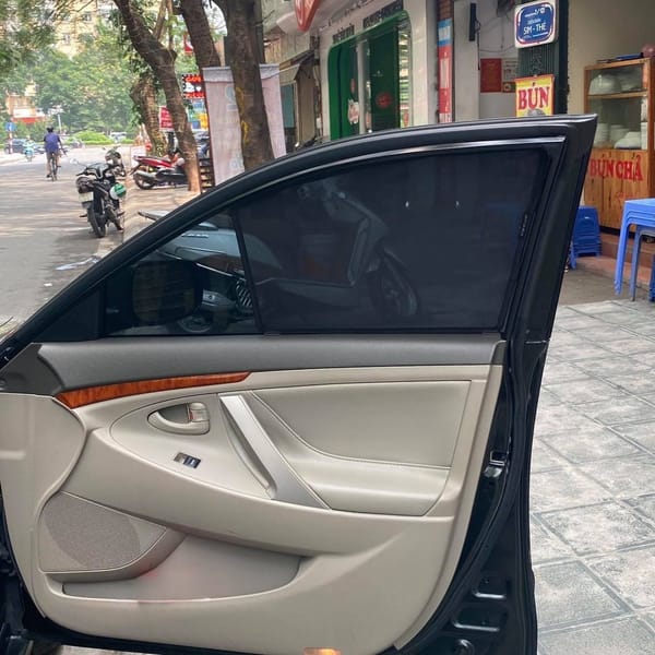 TOYOTA CAMRY 2007-2012 custom-fit car window sun shades — photo 8