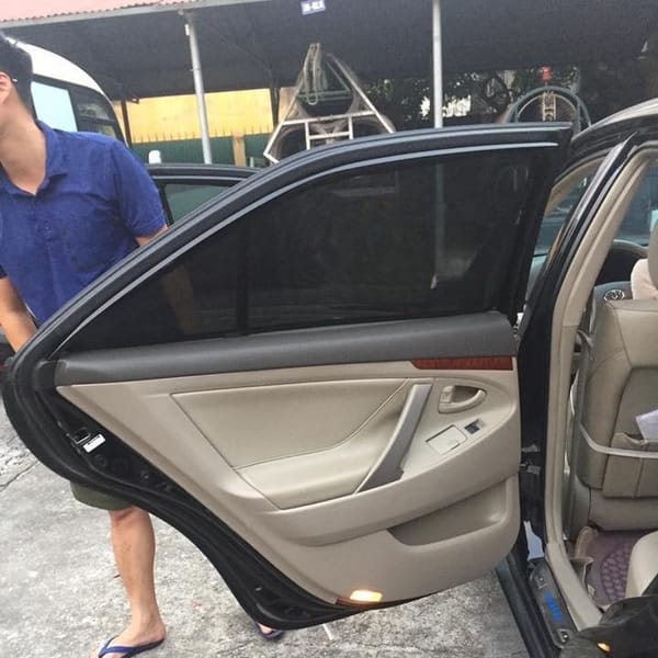 TOYOTA CAMRY 2007-2012 custom-fit car window sun shades — photo 9