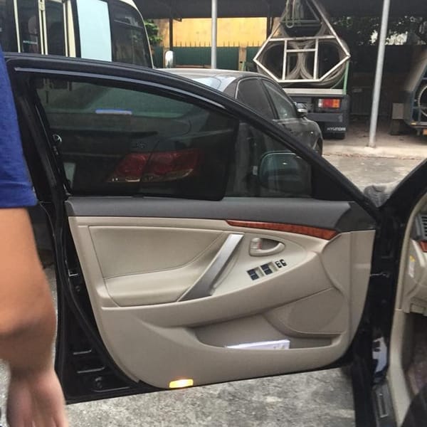 TOYOTA CAMRY 2007-2012 custom-fit car window sun shades — photo 10