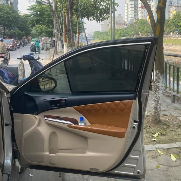 TOYOTA CAMRY 2012-2017 custom-fit car window sun shades — photo 8