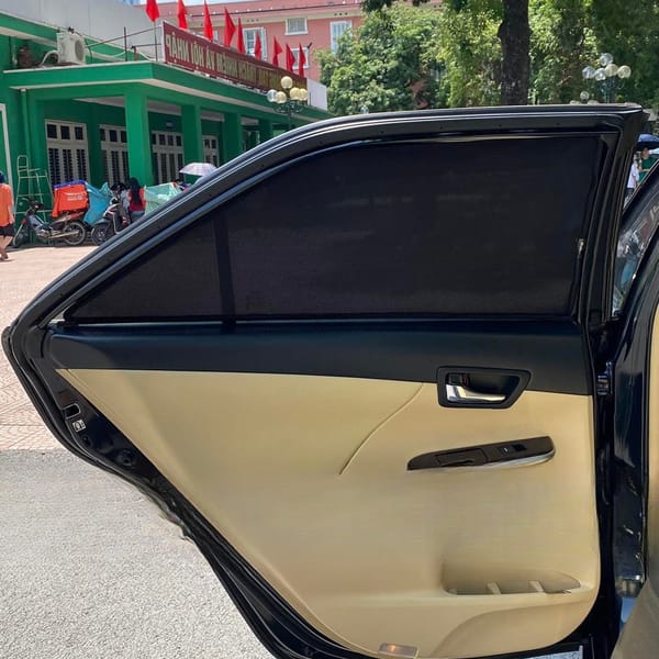 TOYOTA CAMRY 2012-2017 custom-fit car window sun shades — photo 13