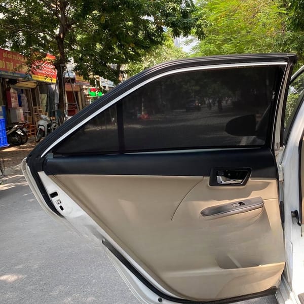 TOYOTA CAMRY 2012-2017 custom-fit car window sun shades — photo 18