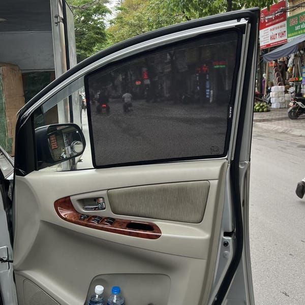 TOYOTA INNOVA 2006-2015 custom-fit car window sun shades — photo 11
