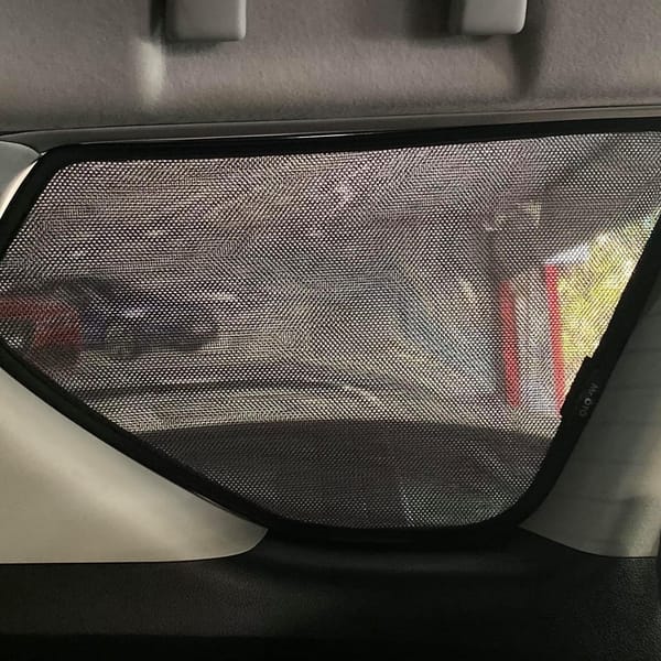 TOYOTA INNOVA 2016-2022 custom-fit car window sun shades — photo 9