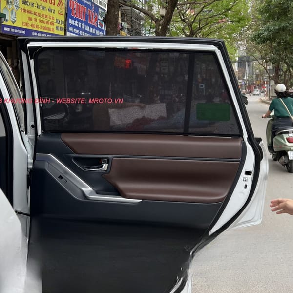 TOYOTA INNOVA CROSS (HYCROSS) 2023-2025 custom-fit car window sun shades — photo 3