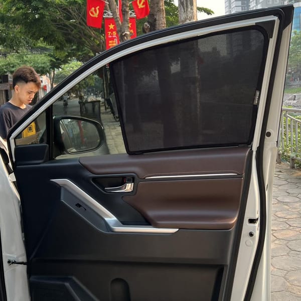 TOYOTA INNOVA CROSS (HYCROSS) 2023-2025 custom-fit car window sun shades — photo 6
