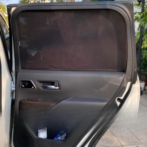 TOYOTA LAND CRUISER (LC300) 2022-2026 custom-fit car window sun shades — photo 3