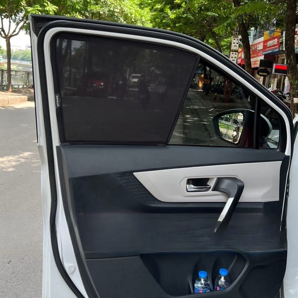 TOYOTA VELOZ custom-fit car window sun shades — photo 6