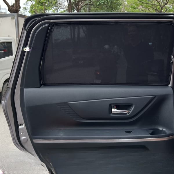 TOYOTA VELOZ custom-fit car window sun shades — photo 9