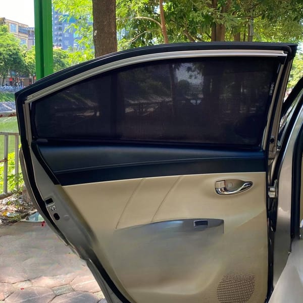 TOYOTA YARIS SEDAN / VIOS 2013-2018 custom-fit car window sun shades — photo 1