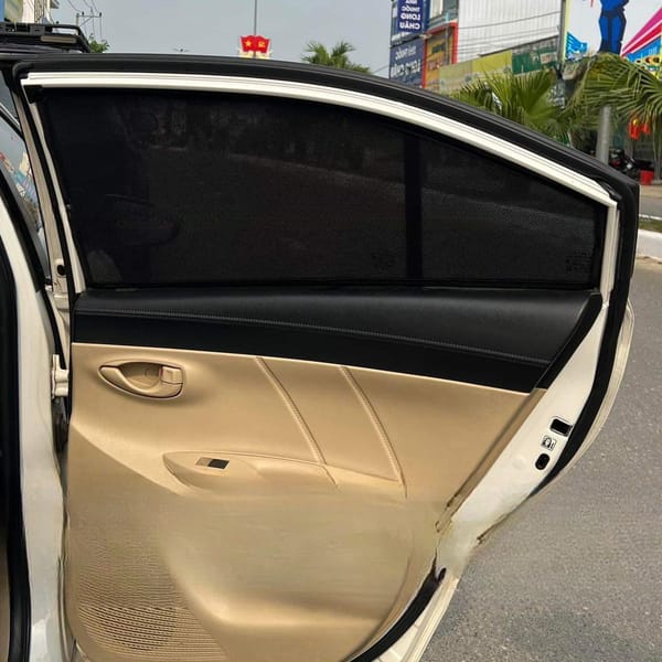 TOYOTA YARIS SEDAN / VIOS 2013-2018 custom-fit car window sun shades — photo 7