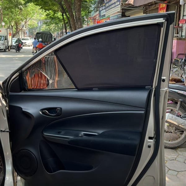 TOYOTA YARIS SEDAN / VIOS 2019-2023 custom-fit car window sun shades — photo 4