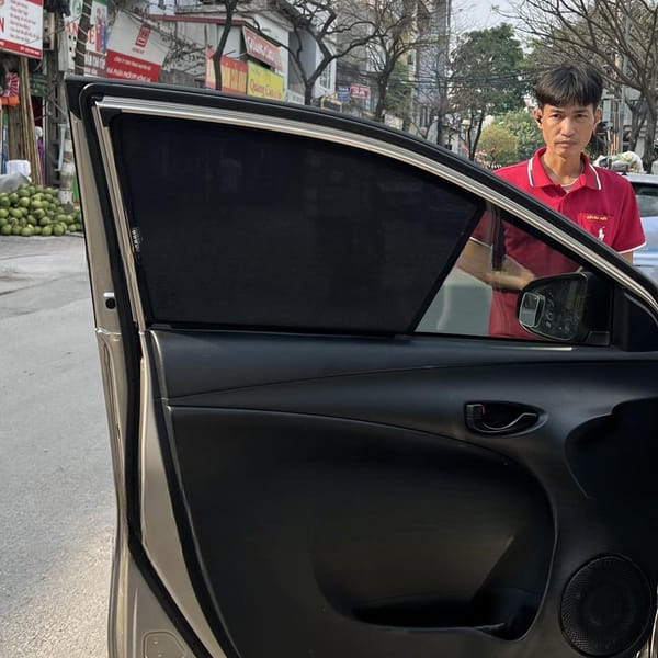 TOYOTA YARIS SEDAN / VIOS 2024-2025 custom-fit car window sun shades — photo 2
