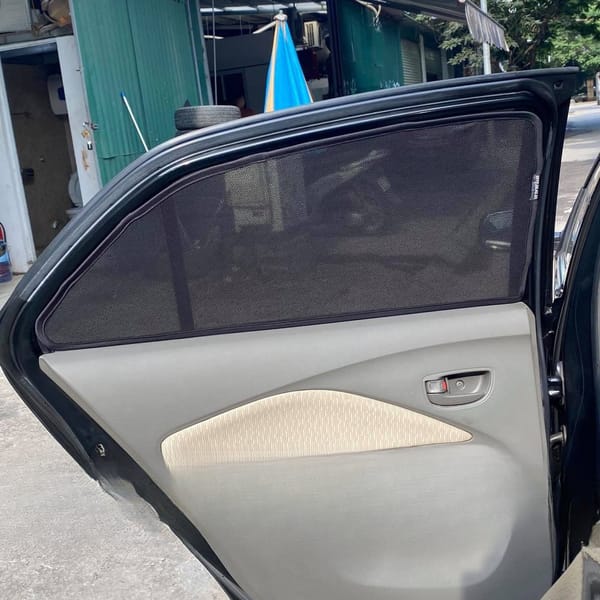 TOYOTA YARIS SEDAN / VIOS 2007-2013 custom-fit car window sun shades — photo 3