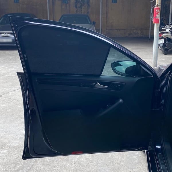 VOLKSWAGEN JETTA custom-fit car window sun shades — photo 2