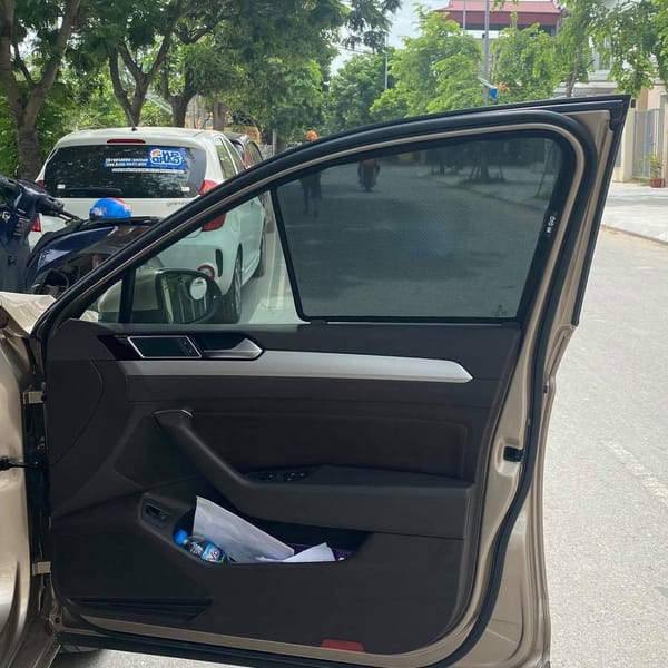 VOLKSWAGEN PASSAT custom-fit car window sun shades — photo 2
