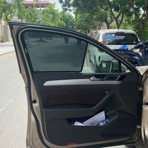 VOLKSWAGEN PASSAT custom-fit car window sun shades — photo 4