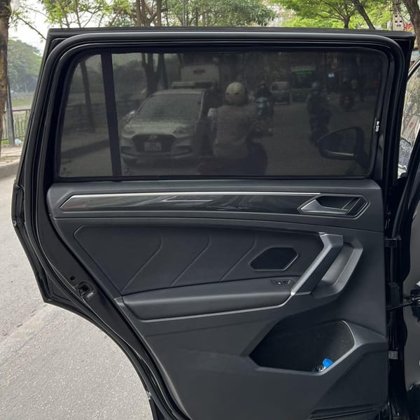 VOLKSWAGEN TIGUAN ALLSPACE 2018-2024 custom-fit car window sun shades — photo 1