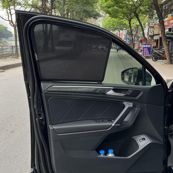 VOLKSWAGEN TIGUAN ALLSPACE 2018-2024 custom-fit car window sun shades — photo 2
