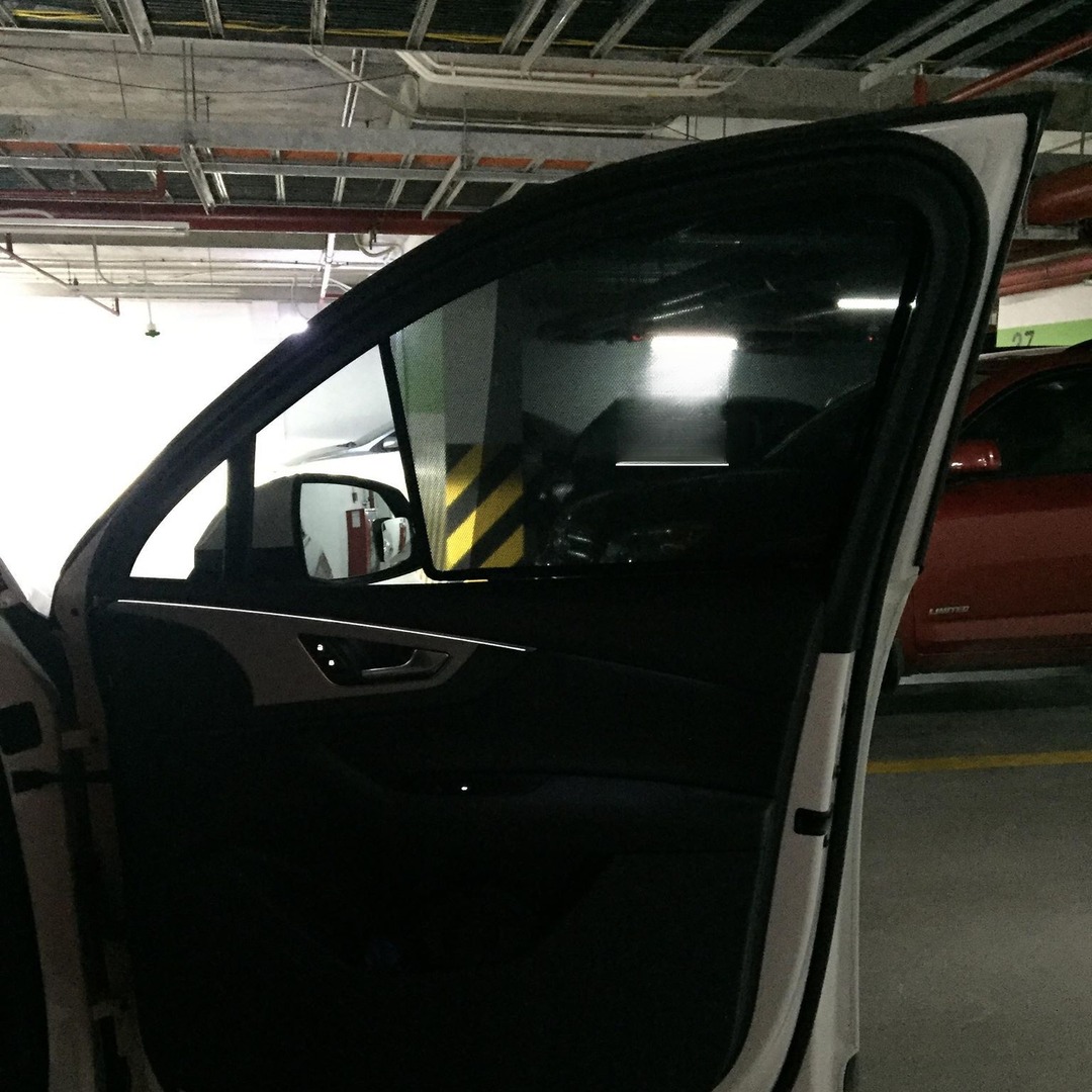 AUDI Q7 2017-2026 custom-fit car window sun shades — photo 8