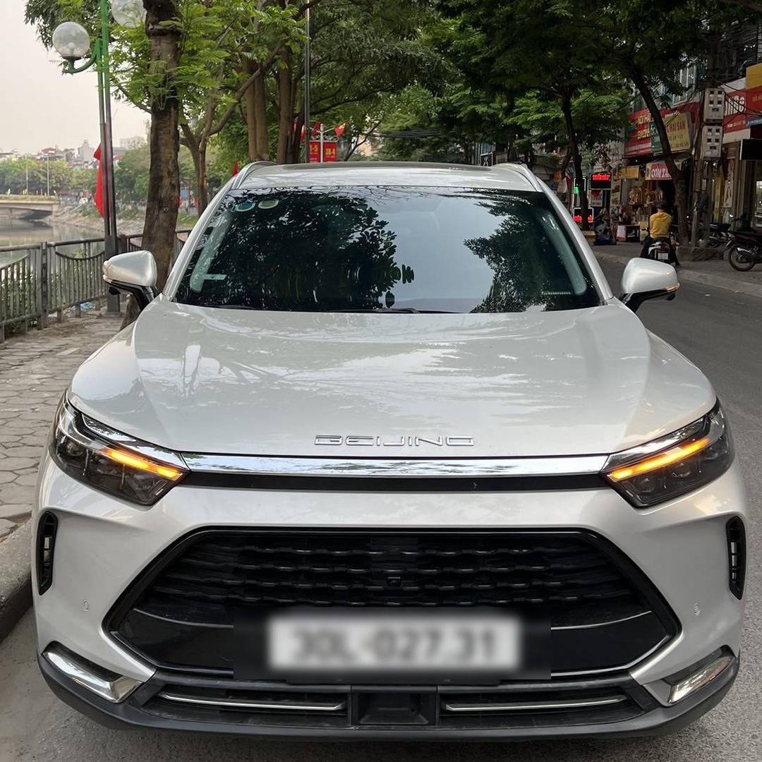 BAIC BEIJING X7 custom-fit car window sun shades — photo 1