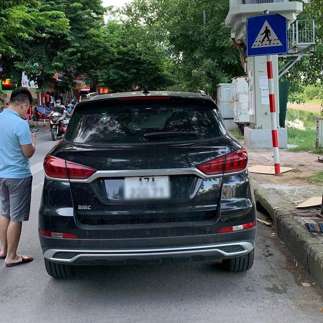 BAIC X55 custom-fit car window sun shades — photo 4