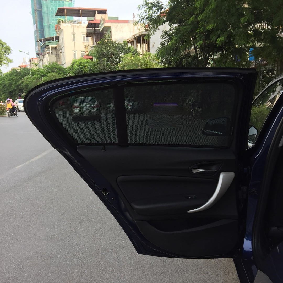 BMW 118i custom-fit car window sun shades — photo 2