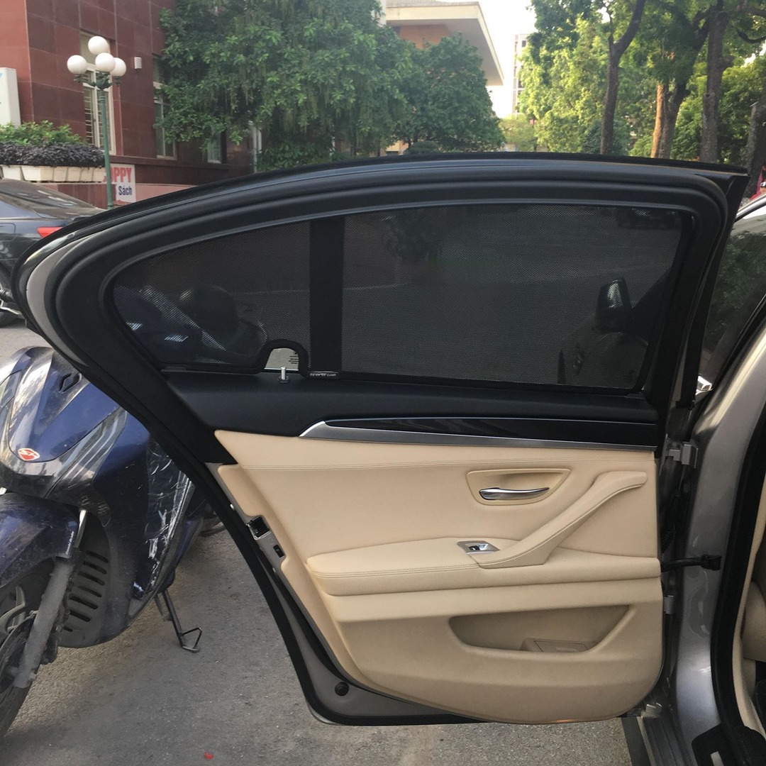 BMW 520i 2010-2017 car window sun shades — photo 6