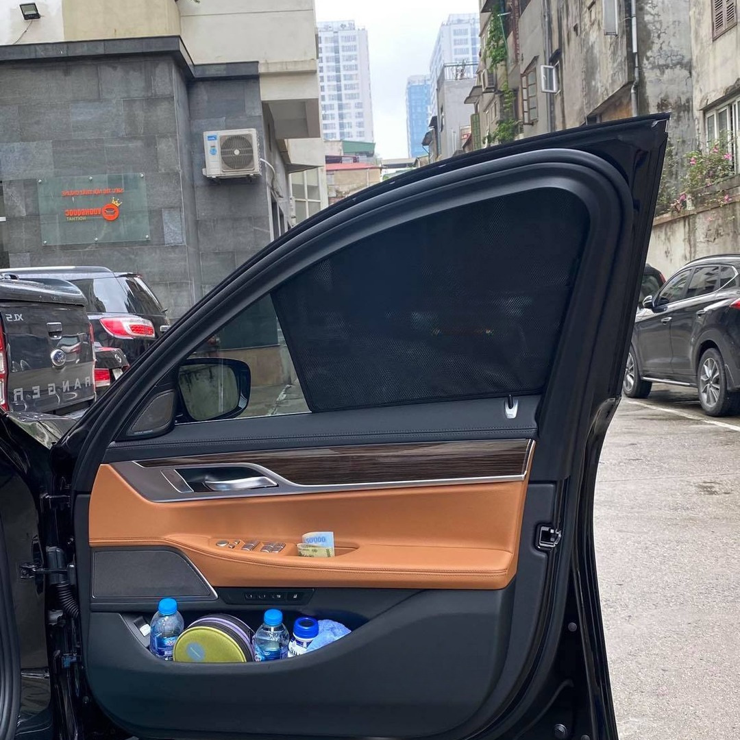 BMW 730i custom-fit car window sun shades — photo 13