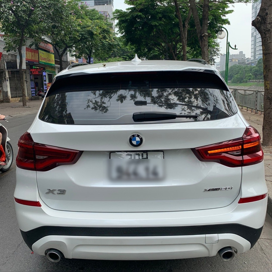 BMW X3 2018-2024 car window sun shades — photo 5