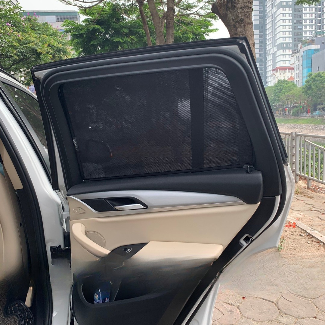 BMW X3 2018-2024 car window sun shades — photo 7