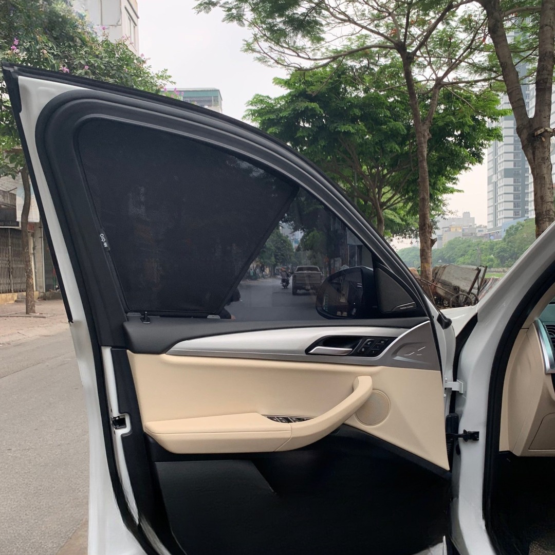 BMW X3 2018-2024 car window sun shades — photo 3