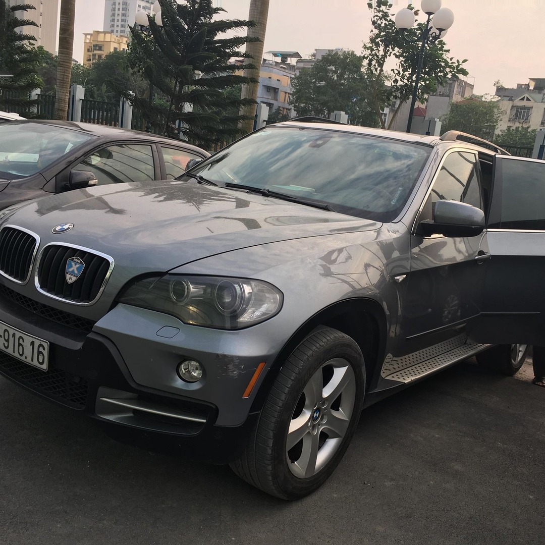 BMW X5 2007-2013 custom-fit car window sun shades — photo 10