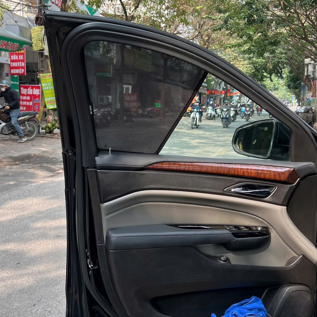 Cadillac SRX 2nd Gen SUV 2010-2016 car window sun shades — photo 2