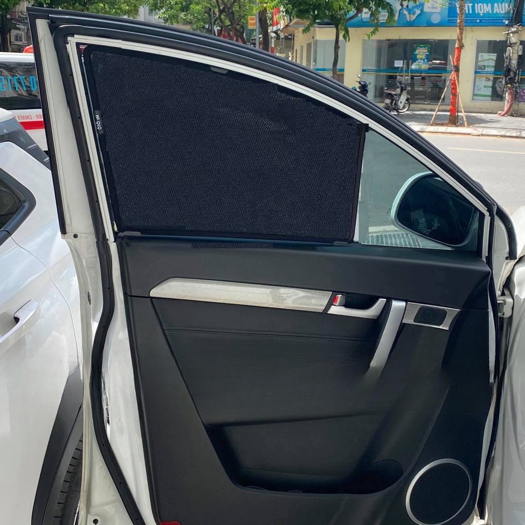 CHEVROLET CAPTIVA REVV 2016-2020 custom-fit car window sun shades — photo 9