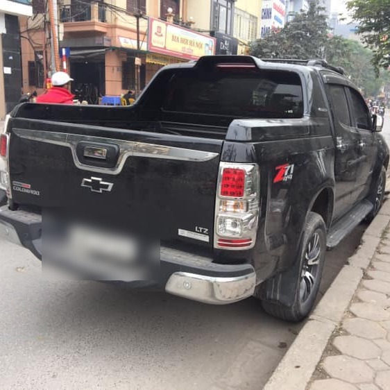 CHEVROLET COLORADO custom-fit car window sun shades — photo 4