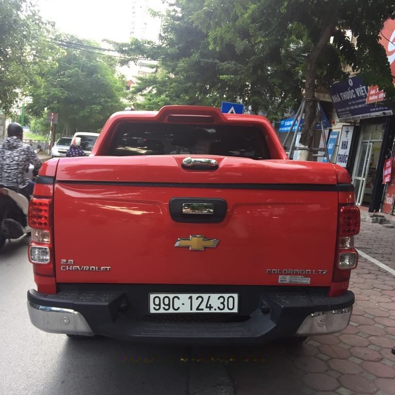CHEVROLET COLORADO custom-fit car window sun shades — photo 16