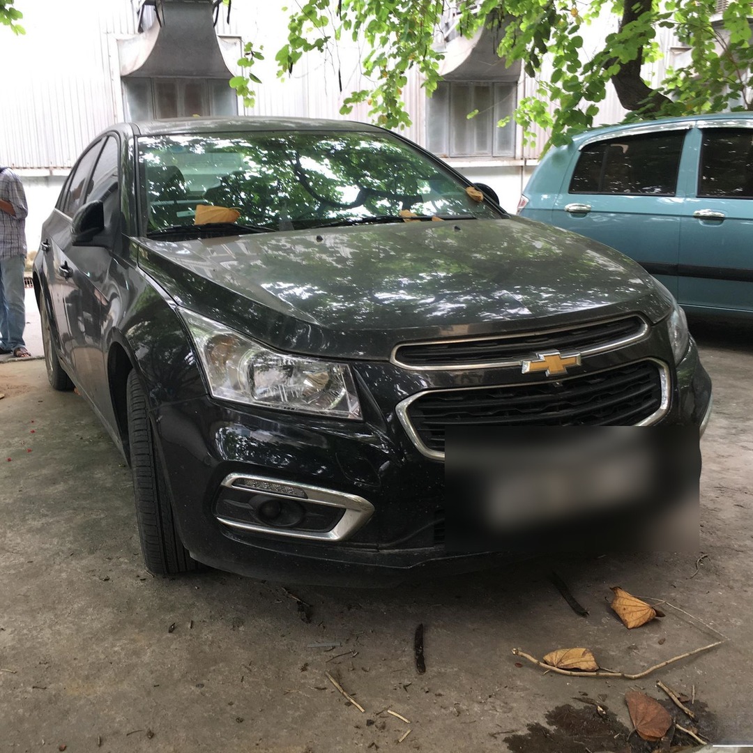 CHEVROLET CRUZE 2016-2020 custom-fit car window sun shades — photo 7