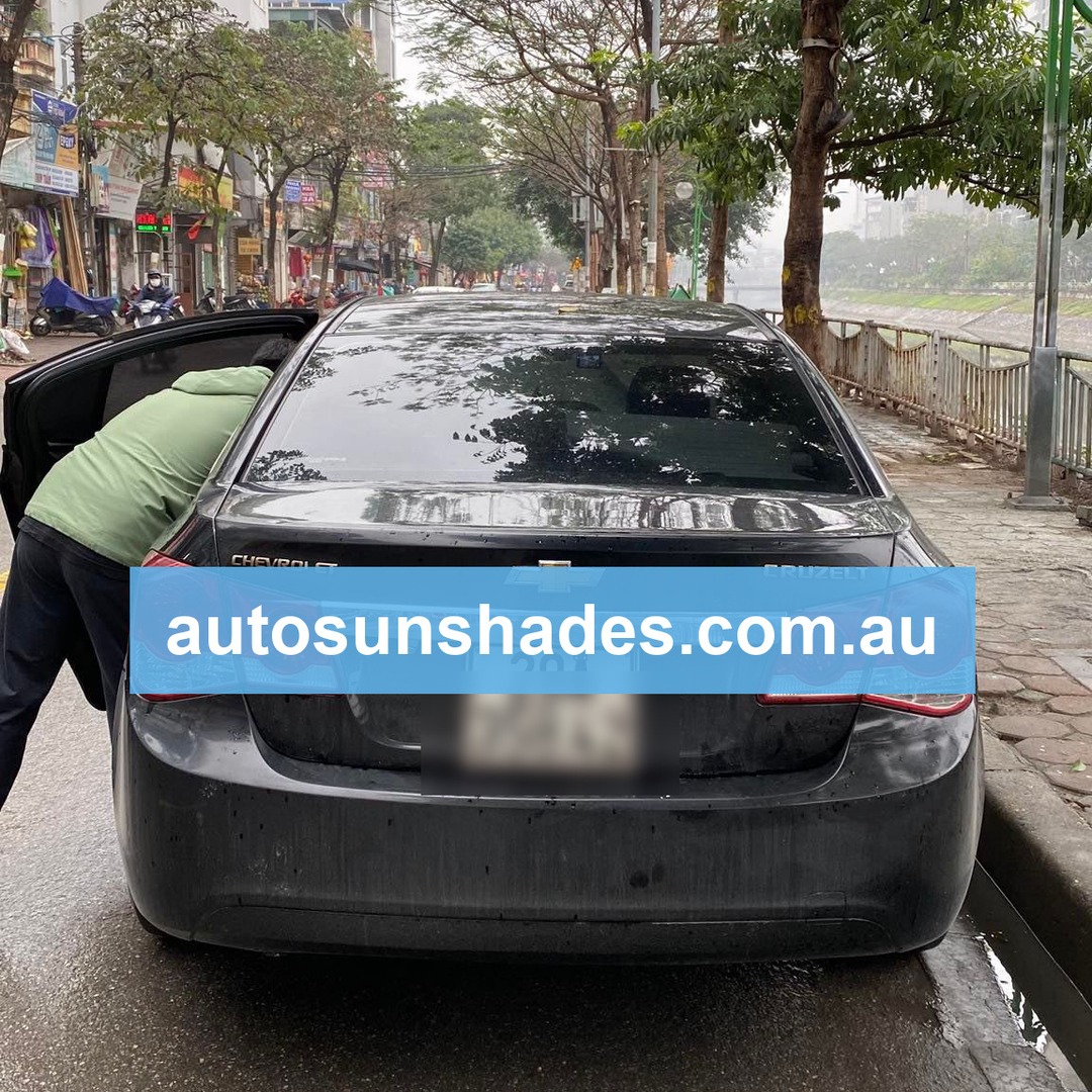 CHEVROLET CRUZE / LACETTI 2010-2015 custom-fit car window sun shades — photo 4