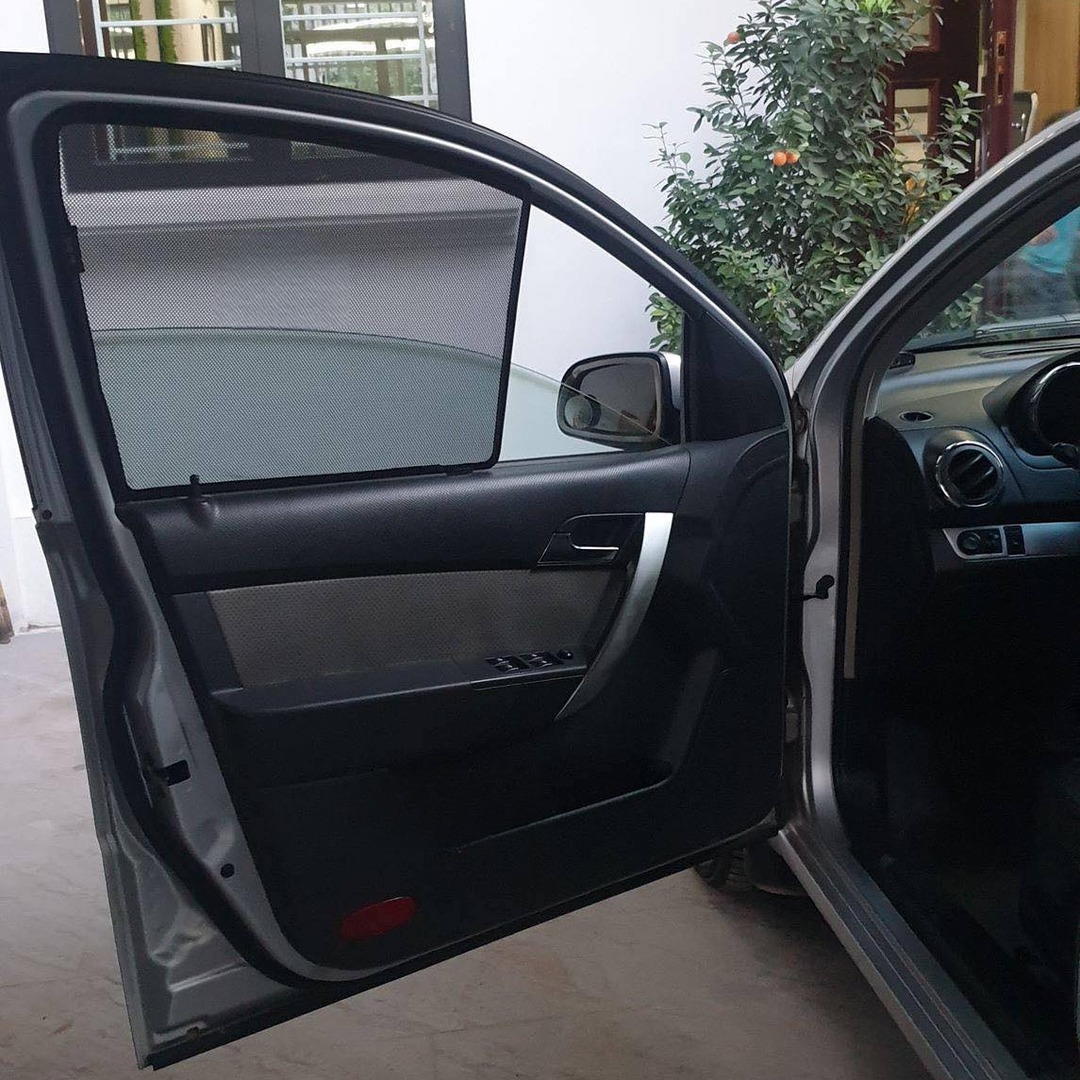 CHEVROLET GENTRA custom-fit car window sun shades — photo 9