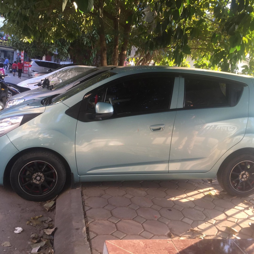 CHEVROLET SPARK 2010-2017 custom-fit car window sun shades — photo 11