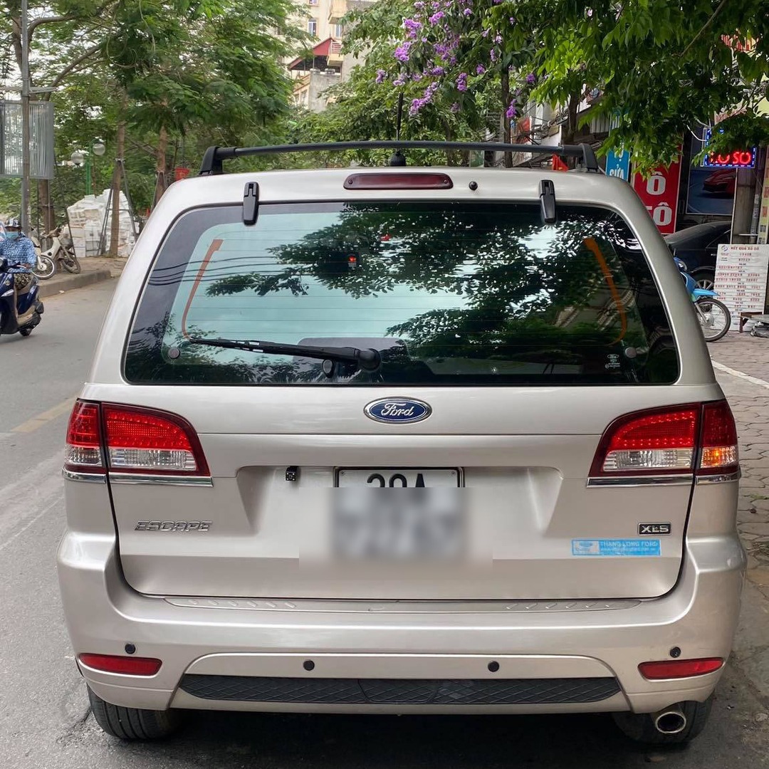 FORD ESCAPE custom-fit car window sun shades — photo 10