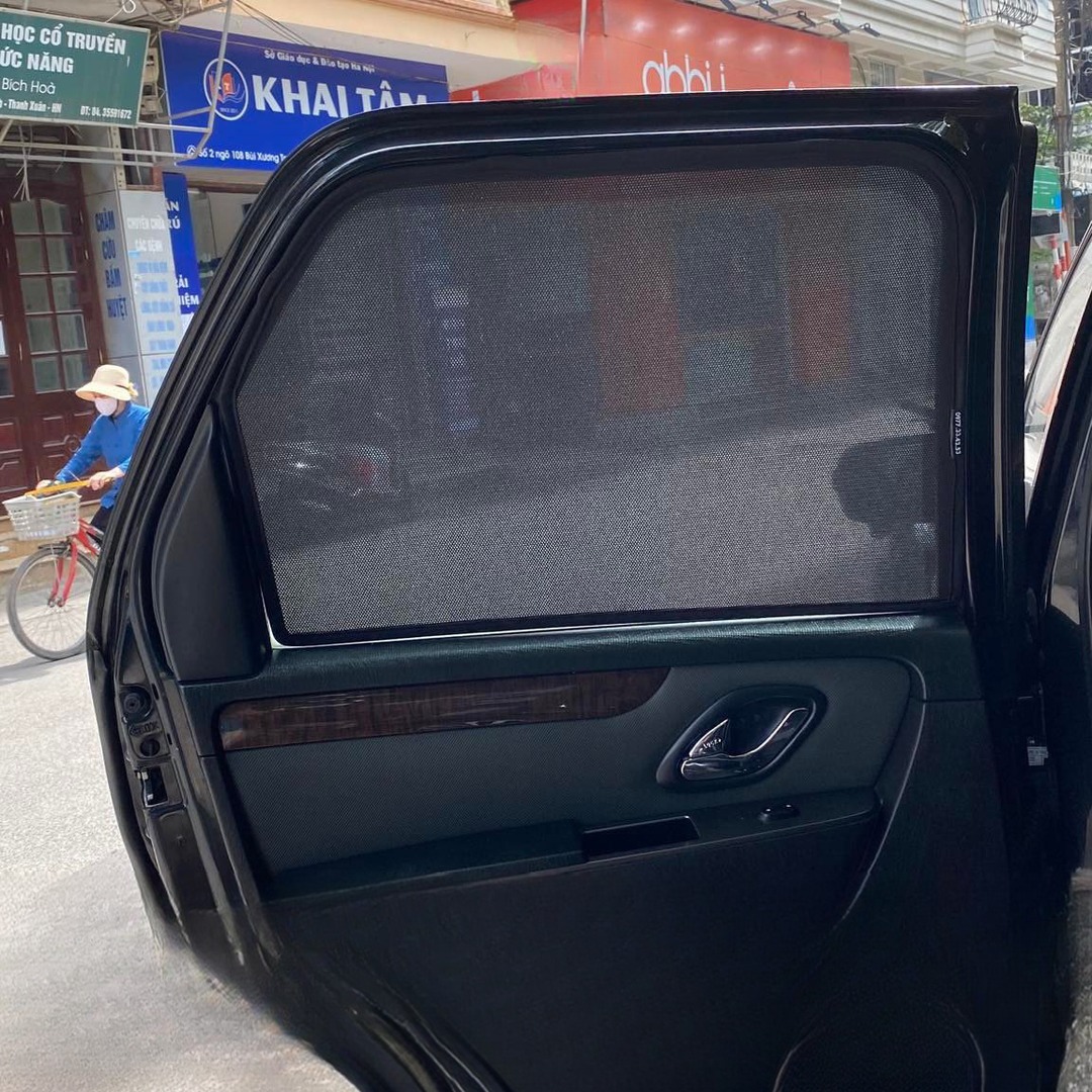 FORD ESCAPE custom-fit car window sun shades — photo 14