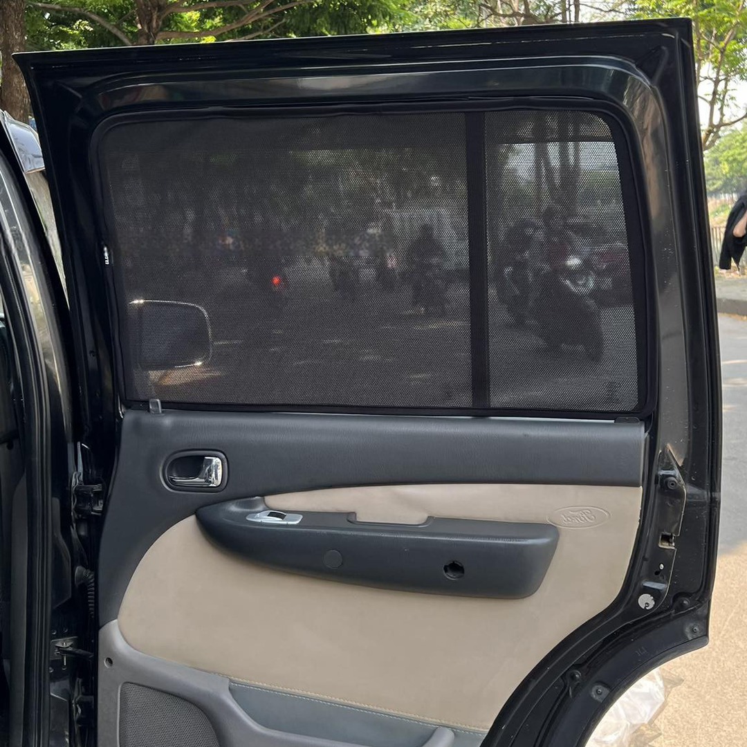 FORD EVEREST 2006-2016 custom-fit car window sun shades — photo 9