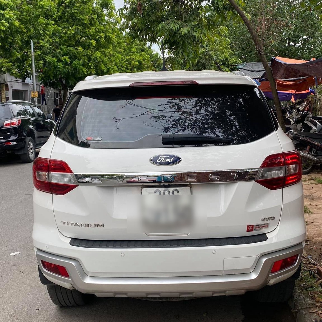 FORD EVEREST 2017-2022 custom-fit car window sun shades — photo 4